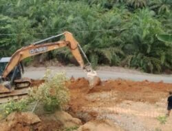 Kepanasan, Perusak Kawasan Hutan di Bahorok Maki Awak Media